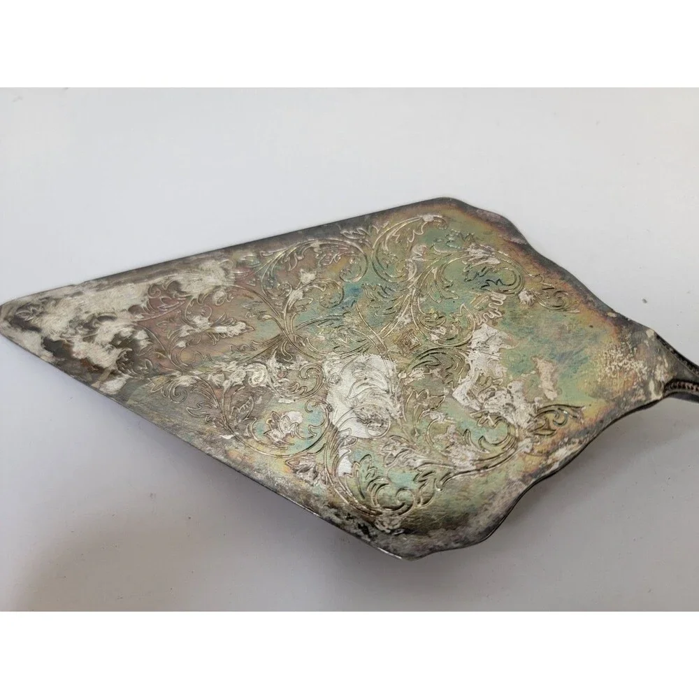 Vintage Italy Silverplated Cake Pie Server Ornate Floral Engraved 12